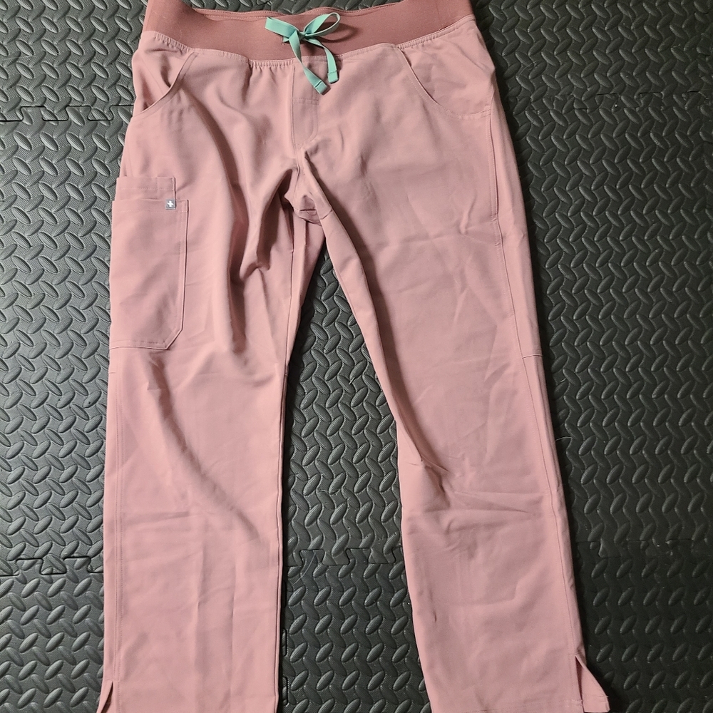 NWT Figs Kade Pants